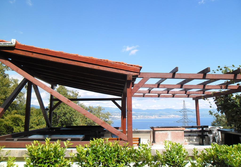 Apartments Kestenovi Dvori Opatija Zewnętrze zdjęcie