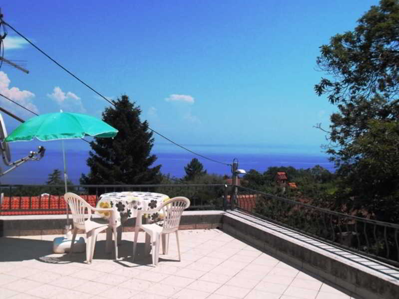 Apartments Kestenovi Dvori Opatija Zewnętrze zdjęcie